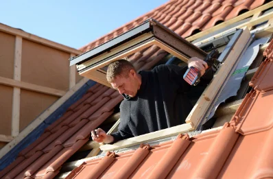 Pose de fenêtres de toit Velux à Fossé